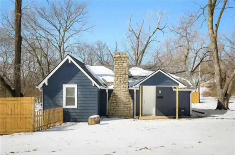 Melos Construction Exteriors & Siding project in Kansas City