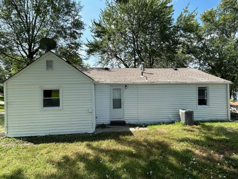 Melos Construction Exteriors & Siding project in Kansas City